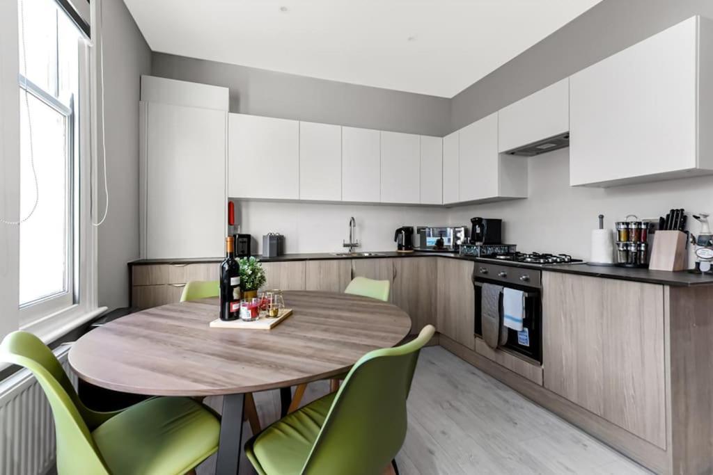 Cozy Battersea Sleep 5 Easy Access To Apartment